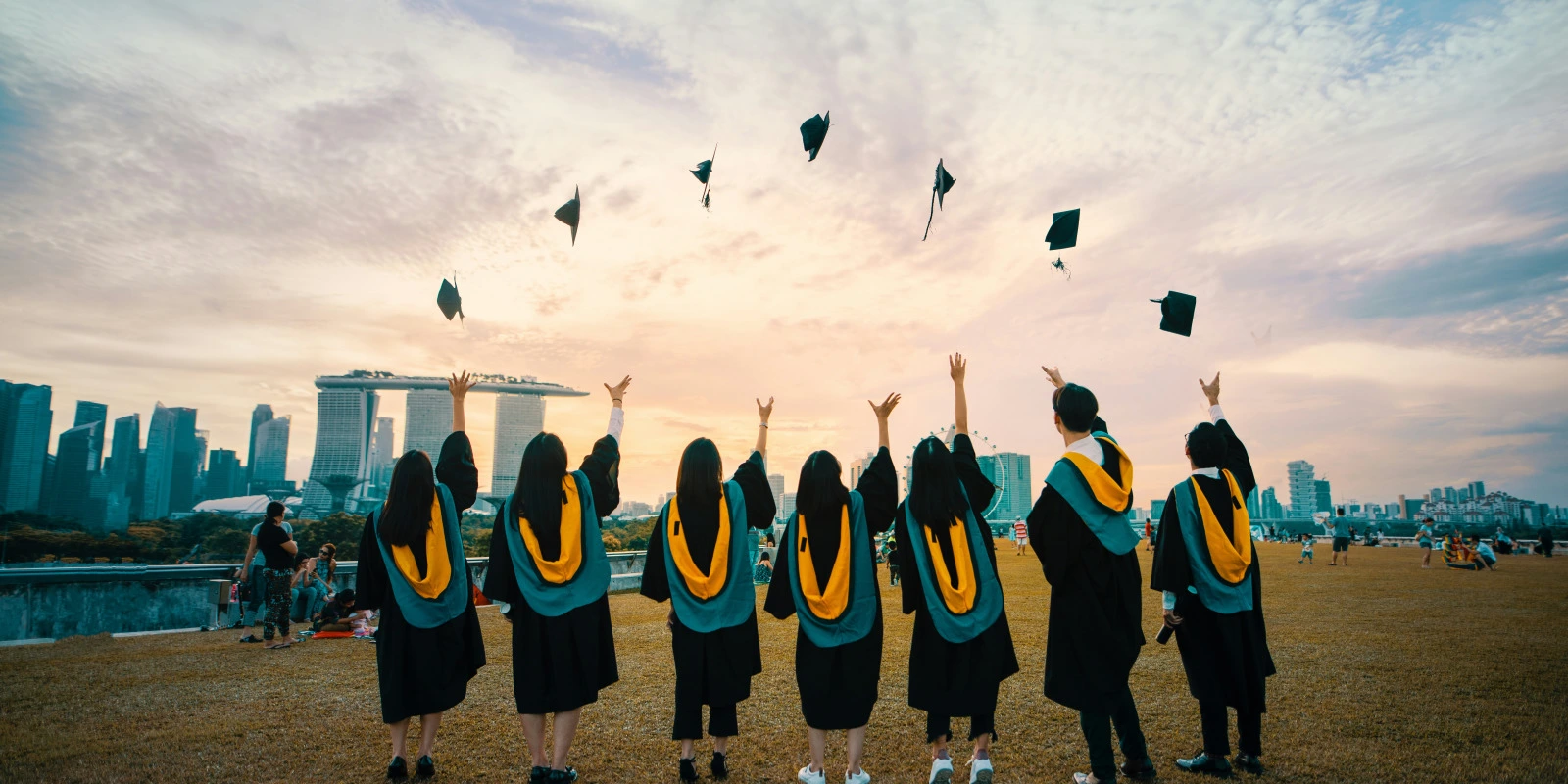 L'Étude des Volcans : Risques et Préventions